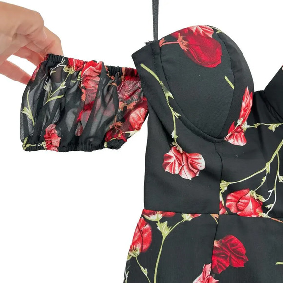 White Fox Boutique Monte Carlo Mini Dress Black Red Floral Size XS - Picture 4 of 15